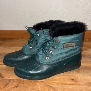 Vintage Sorel Duck Boots with faux fur, teal - womens size 8.5/9, kids size 7Y